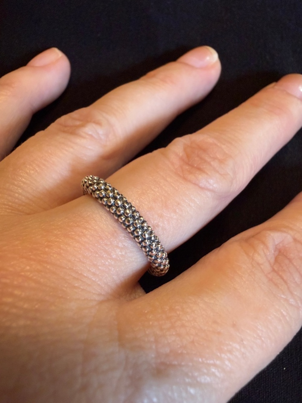 Lagos Signature Caviar Beaded Stacking Ring. Size 7 - Picture 4 of 7